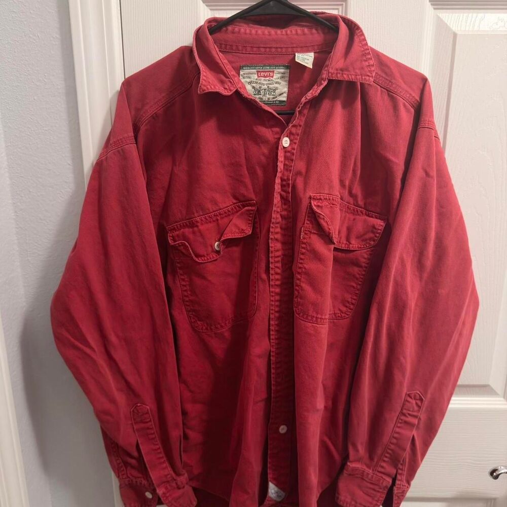 Levi-s Men's Red Shirt